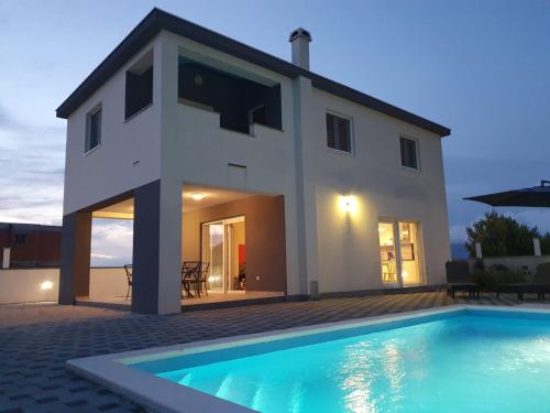 www.villa-glavanovic.com