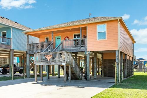 www.enclavesuites.com