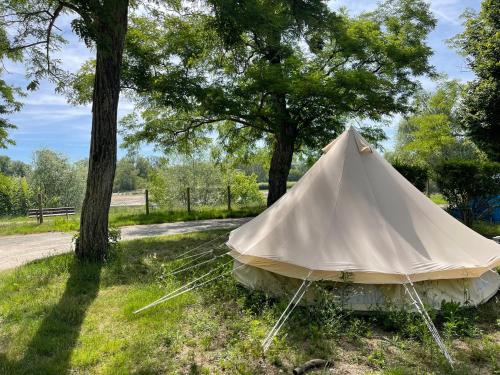www.camping-portes-de-sancerre.fr