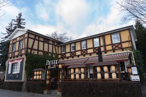 www.petit-wannsee.de