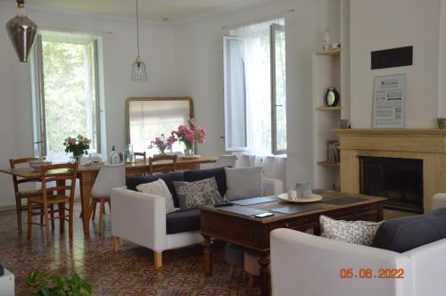 www.gite-angelene.com