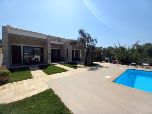 www.zefiros-apartments.gr