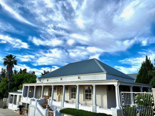 www.royalstreetguesthouse.com