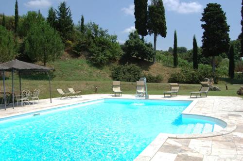 www.villaleguano.com