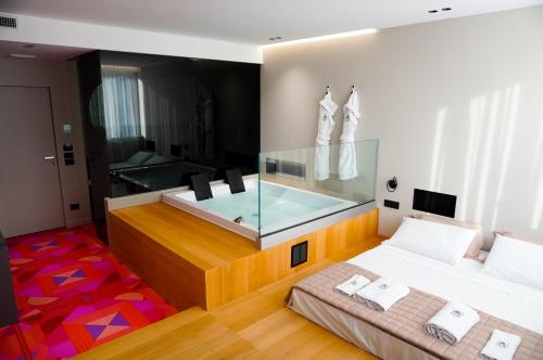 www.zoeluxurysuites.it