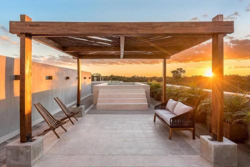 www.waikoloabeachvillas.com