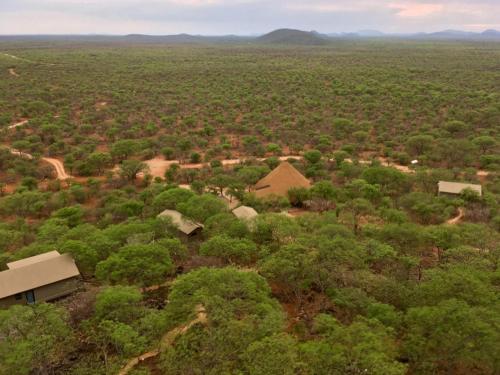www.kifarutentedlodge.com