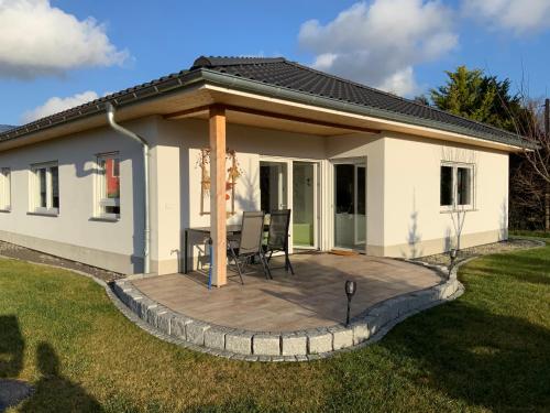 www.ferienlodge-edelstein.at