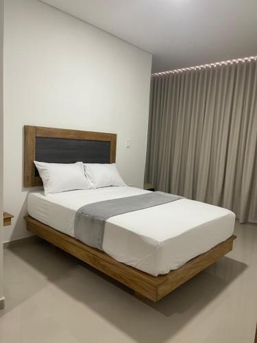 www.elfarohotel.it