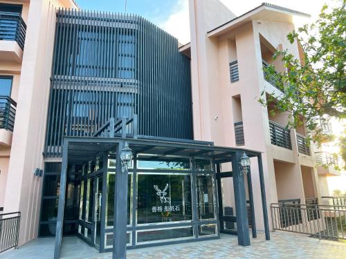 www.hideouthomestay.com