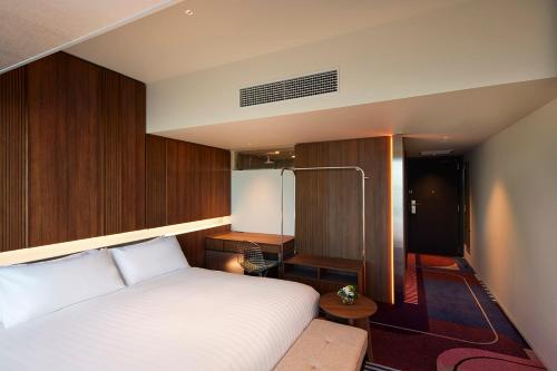 www.hotelarchieregency.com