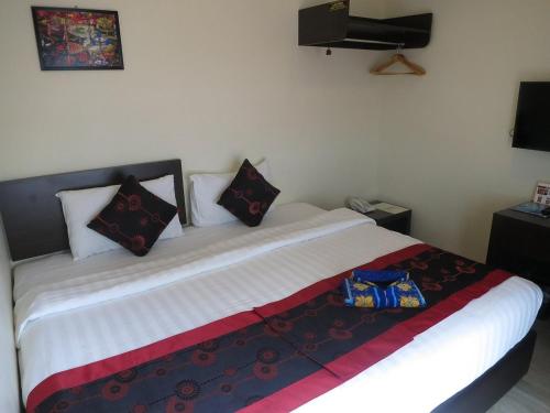 www.adyahotel.com