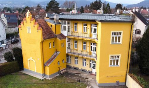 www.albizia-apartments.com