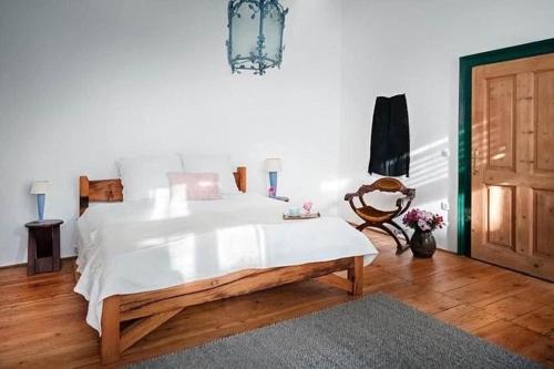www.hotelposadasanjose.com