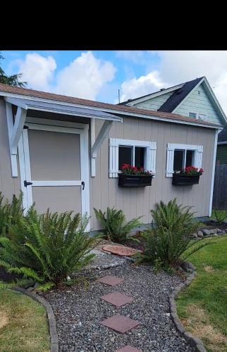 www.treetopslogcabin.co.uk
