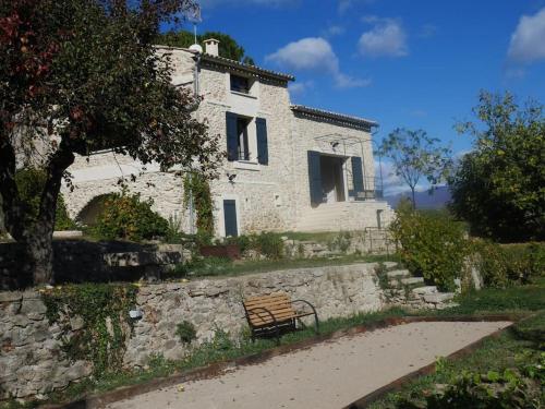 www.gitelebourdassou.fr