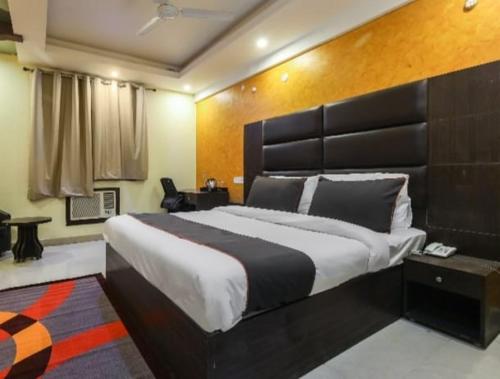 www.hotelandresvenero.com