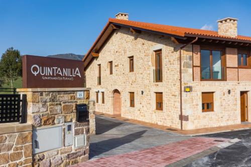 www.apartamentosquintanilla.com