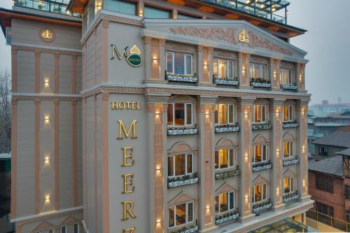 www.hotelpfaff.com
