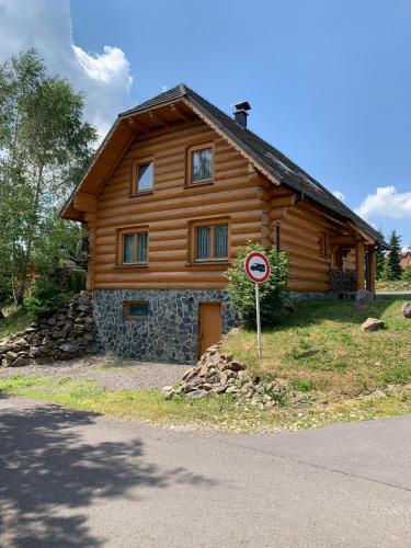 www.zrubkrahule.sk