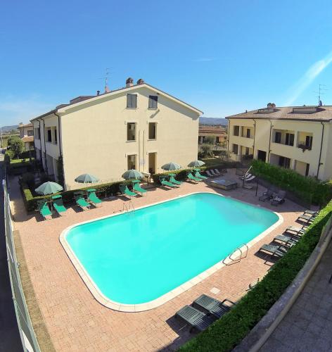 www.alberesevacanze.it