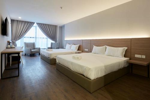 www.hoteldomusimius.it