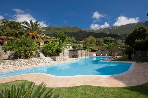 www.ilvillaggiovillas.com