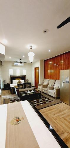 www.parkviewhotelgulberg.com