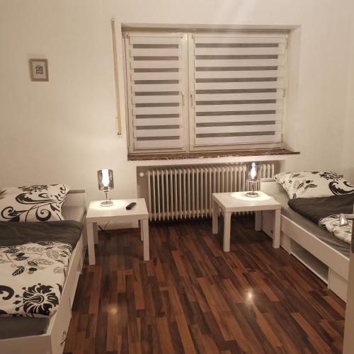 www.beautynailhairsalons.com