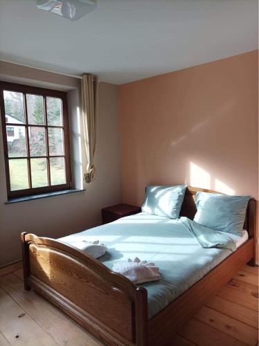 www.aubergeaupontdevillettes.com