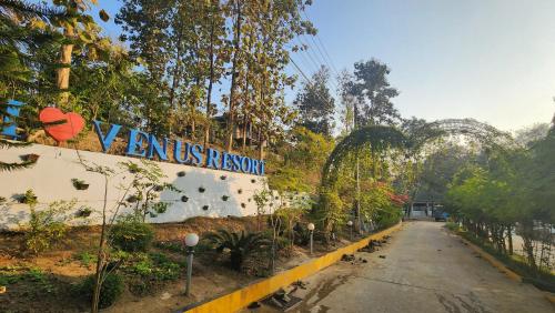 www.hotelvenuseforienord.ro