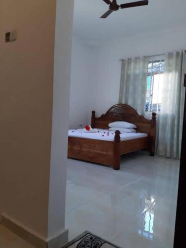 www.beachhousegilit.com
