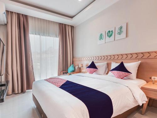 www.villaadejebeachhotel.com