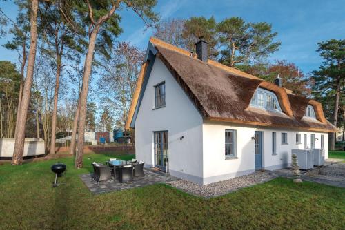 www.ferienhaeuser-am-neustaedter-see.de