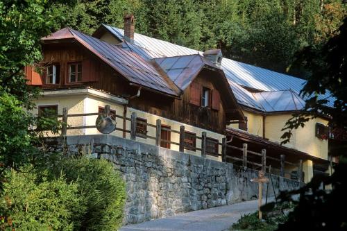 www.valcastello.com