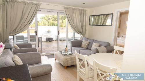 www.tropitelhotels.com