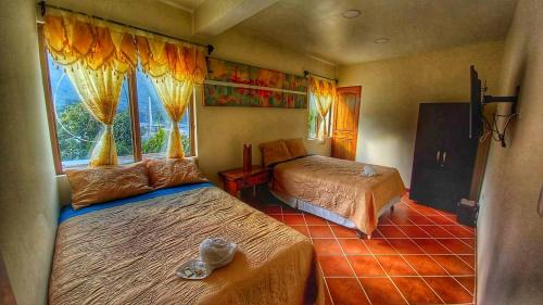 www.hotelmarinacopan.com