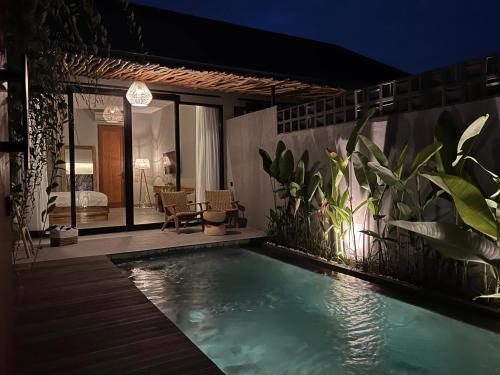 www.thecliftonbali.com