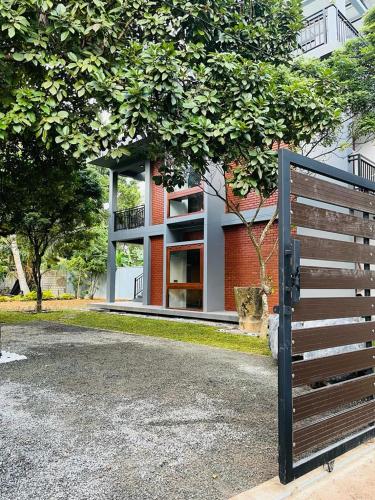 www.hideawayvillasbali.com