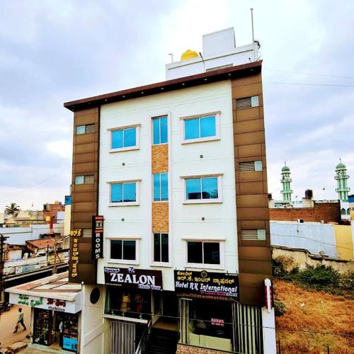 www.hotelrkinternational.co.in
