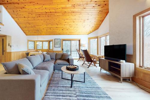www.whitemountain-chalets.com
