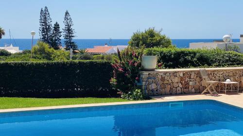 www.corallovacanze.com
