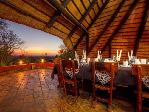 www.ehlathinigamelodge.com