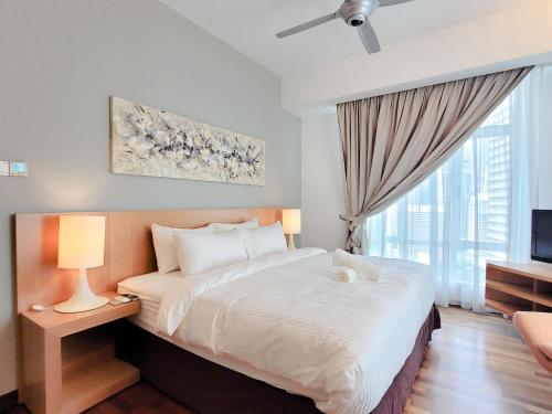 www.cormarsuites.com