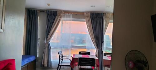 www.moroccosaharadeserttours.com