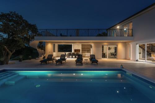 www.sivotasunsetvillas.com