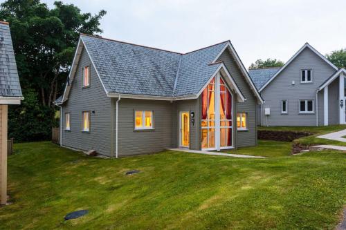 www.villaadiamed.com