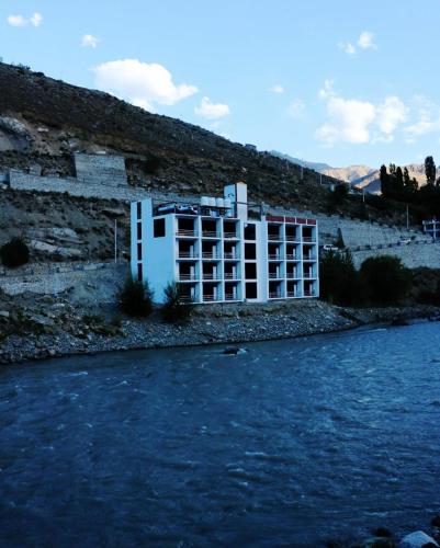 www.royalkargil.com