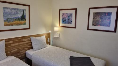 www.alexanderstraveltips.com