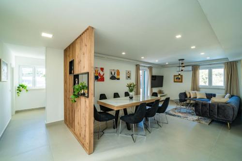 www.beachesmotel.co.nz